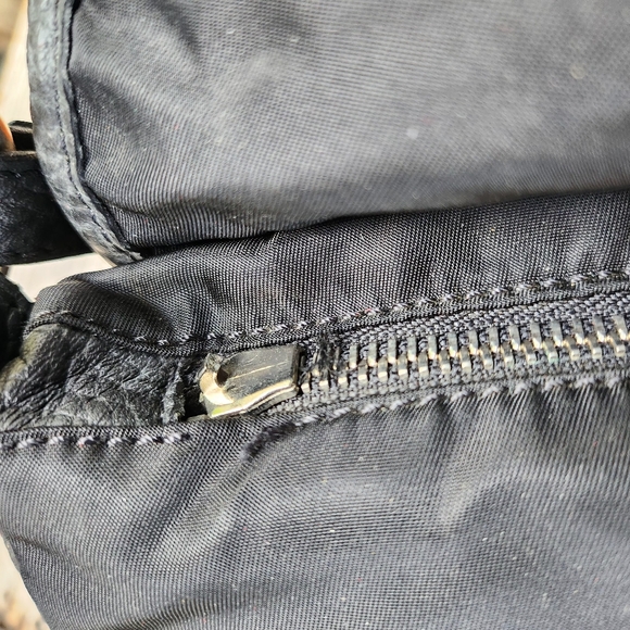 VINTAGE CANVAS/LEATHER BAG BY PRADA - Picture 5 of 11